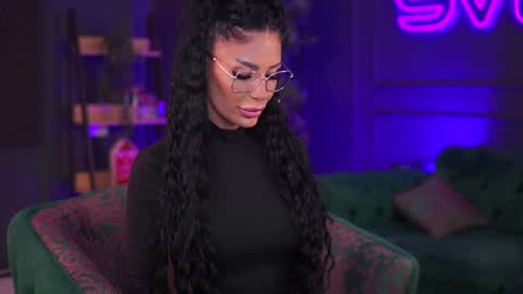 Raquelle online show from 01-03-25, 06:57