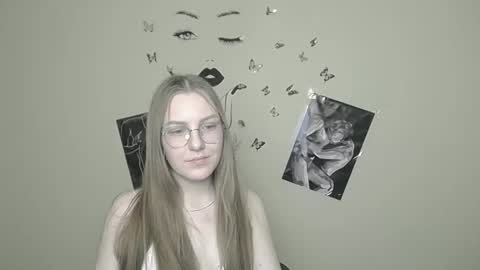 raspberry0101 online show from 01-31-25, 04:06