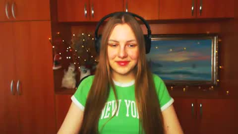 raspberry0101 online show from 03-04-25, 01:28