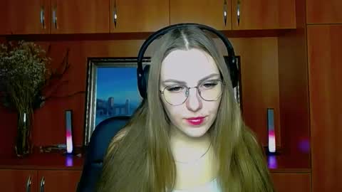 raspberry0101 online show from 11-28-25, 08:17