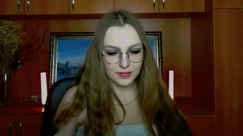 raspberry0101 online show from 12-03-25, 02:26