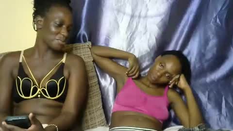 Snapshot of rasta_berry chatting on 02-09-25, 08:13 rasta online show from 02-09-25, 08:13