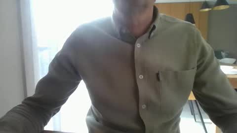 Snapshot of rataplan_55 chatting on 10-30-25, 01:23 rataplan online show from 10-30-25, 01:23