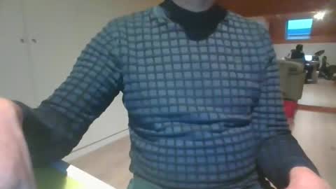 Snapshot of rataplan_55 chatting on 11-14-25, 04:06 rataplan online show from 11-14-25, 04:06