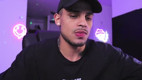 Snapshot of rausch77 chatting on 01-15-25, 06:33 rausch77 online show from 01-15-25, 06:33