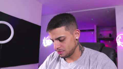 Snapshot of rausch77 chatting on 01-31-25, 06:35 rausch77 online show from 01-31-25, 06:35