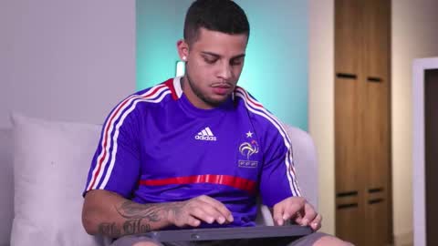 Snapshot of rausch77 chatting on 10-12-25, 07:29 rausch77 online show from 10-12-25, 07:29