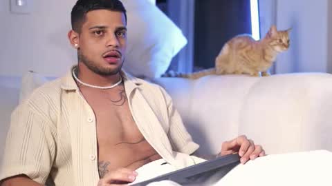 Snapshot of rausch77 chatting on 11-09-25, 07:28 rausch77 online show from 11-09-25, 07:28