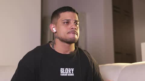 Snapshot of rausch77 chatting on 12-22-25, 07:05 rausch77 online show from 12-22-25, 07:05