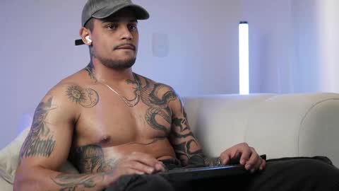 Snapshot of rausch77 chatting on 02-27-26, 12:27 rausch77 online show from 02-27-26, 12:27