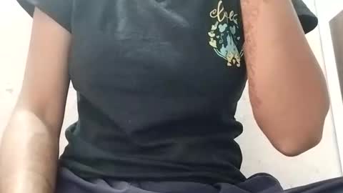 Snapshot of rava_sexy chatting on 10-10-25, 03:38 rava_sexy online show from 10-10-25, 03:38