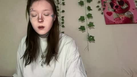 raven_armor online show from 06-03-26, 05:18