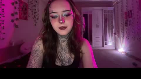 raven_armor online show from 06-05-26, 05:51