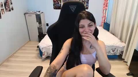raven_haired_goddess online show from 07-24-26, 07:50