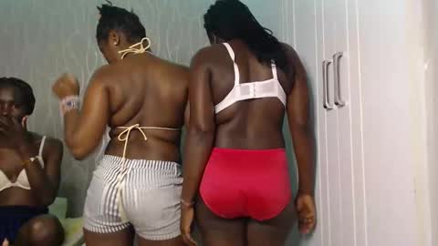 Raven online show from 11-17-25, 03:23