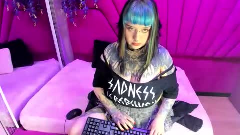 Raven Celeste online show from 10-07-25, 03:47