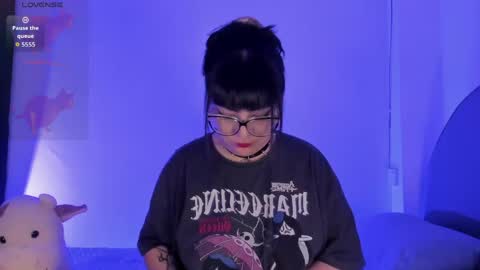 Raven  online show from 04-15-26, 04:08