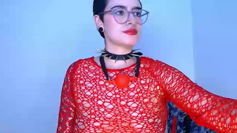 ravendarkness_ online show from 07-31-26, 05:18