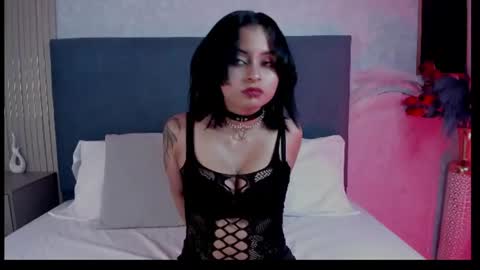 Snapshot of ravenmonrroe chatting on 06-23-26, 07:34 RAVEN MONRROE online show from 06-23-26, 07:34