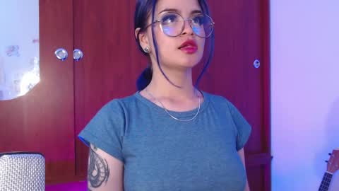 raventh_ online show from 04-25-26, 01:41