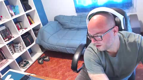 ravingr3d3 online show from 04-27-26, 10:02