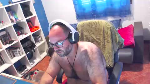 ravingr3d3 online show from 07-01-26, 10:17
