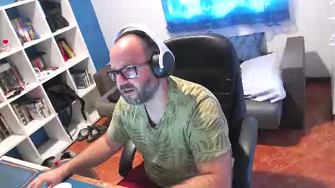 ravingr3d3 online show from 07-10-26, 08:07