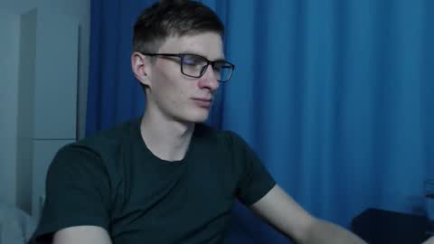 Snapshot of ray_booy chatting on 12-16-25, 08:58 Ray Booy online show from 12-16-25, 08:58