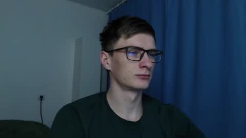 Snapshot of ray_booy chatting on 12-23-25, 12:30 Ray Booy online show from 12-23-25, 12:30