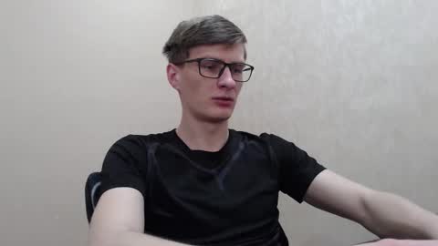 Snapshot of ray_booy chatting on 02-11-26, 11:10 Ray Booy online show from 02-11-26, 11:10