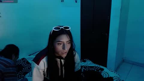 Snapshot of ray_naomi chatting on 02-19-26, 01:34 ask us online show from 02-19-26, 01:34