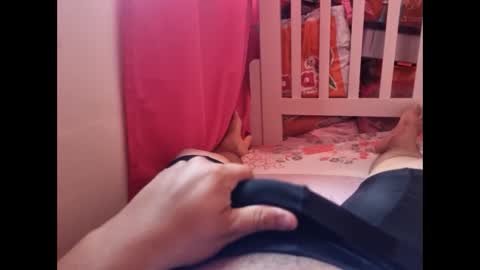 Snapshot of ray_rey1210 chatting on 03-09-26, 10:14 ray_rey1210 online show from 03-09-26, 10:14