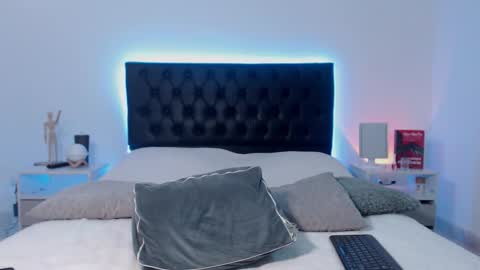 Ray online show from 12-16-25, 11:54