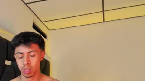 Rayn online show from 11-26-25, 03:35