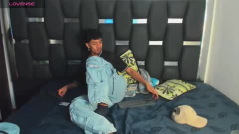 Rayn online show from 02-04-26, 07:58