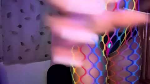 Snapshot of rayemillian chatting on 08-05-26, 01:08 Raye Millian online show from 08-05-26, 01:08