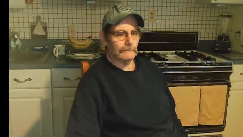 Ray online show from 02-05-25, 01:22