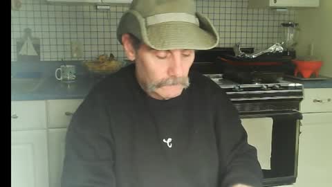 Ray online show from 01-10-26, 08:32