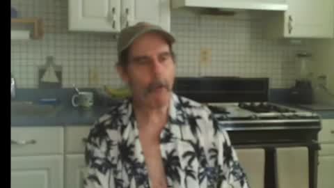 Snapshot of raylene4u2 chatting on 07-26-26, 04:36 Ray online show from 07-26-26, 04:36