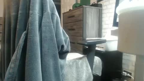 Snapshot of rayneonme1225 chatting on 03-07-25, 10:21 rayneonme1225 online show from 03-07-25, 10:21