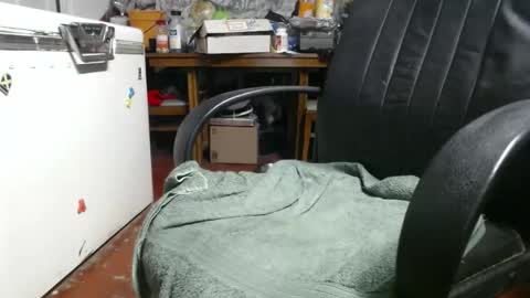 Ray online show from 12-18-24, 03:37