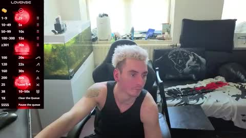 Rayzel online show from 05-07-26, 11:59