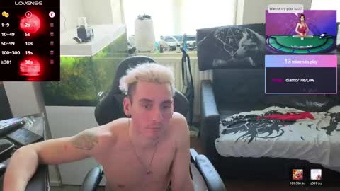 Rayzel online show from 05-11-26, 02:45