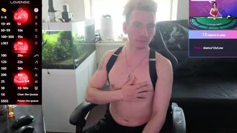 Rayzel online show from 05-29-26, 01:09