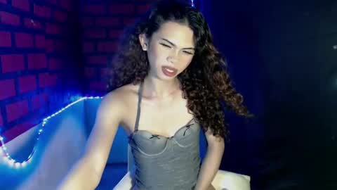Snapshot of raze_fuckzx chatting on 12-14-24, 01:17 cindy online show from 12-14-24, 01:17
