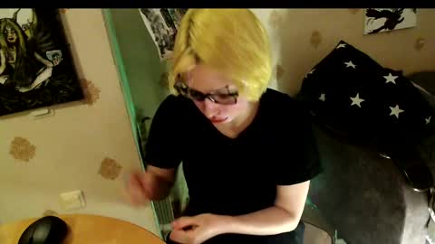  Yrriel Strife Candy-Demon Caveboy mr. Cringe   online show from 04-10-26, 08:35