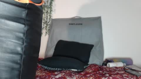 Snapshot of real_36_dd chatting on 02-17-25, 01:15 Fannie online show from 02-17-25, 01:15