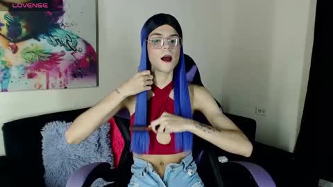 Snapshot of realbadbxtch chatting on 12-27-24, 10:37 Cattleya Exposito online show from 12-27-24, 10:37