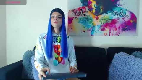 Snapshot of realbadbxtch chatting on 01-25-25, 12:17 Cattleya Exposito online show from 01-25-25, 12:17