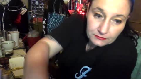 Snapshot of reallyredrum69th chatting on 10-15-25, 08:42 reallyredrum69th online show from 10-15-25, 08:42